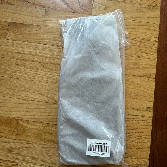 TO THE MARKET Charcuterie Board with Handle - Picture 3 of 3